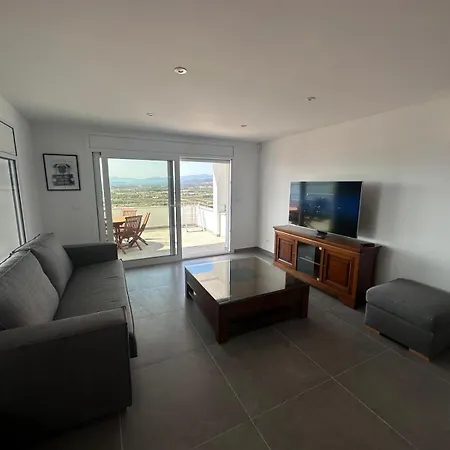 Casa Con Piscina Y Vistas Al Mar A Pies De Montana 펜션 *