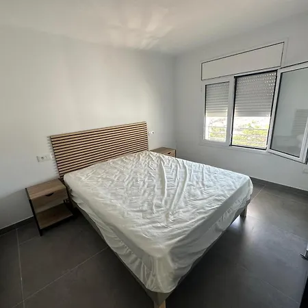 Casa Con Piscina Y Vistas Al Mar A Pies De Montana *